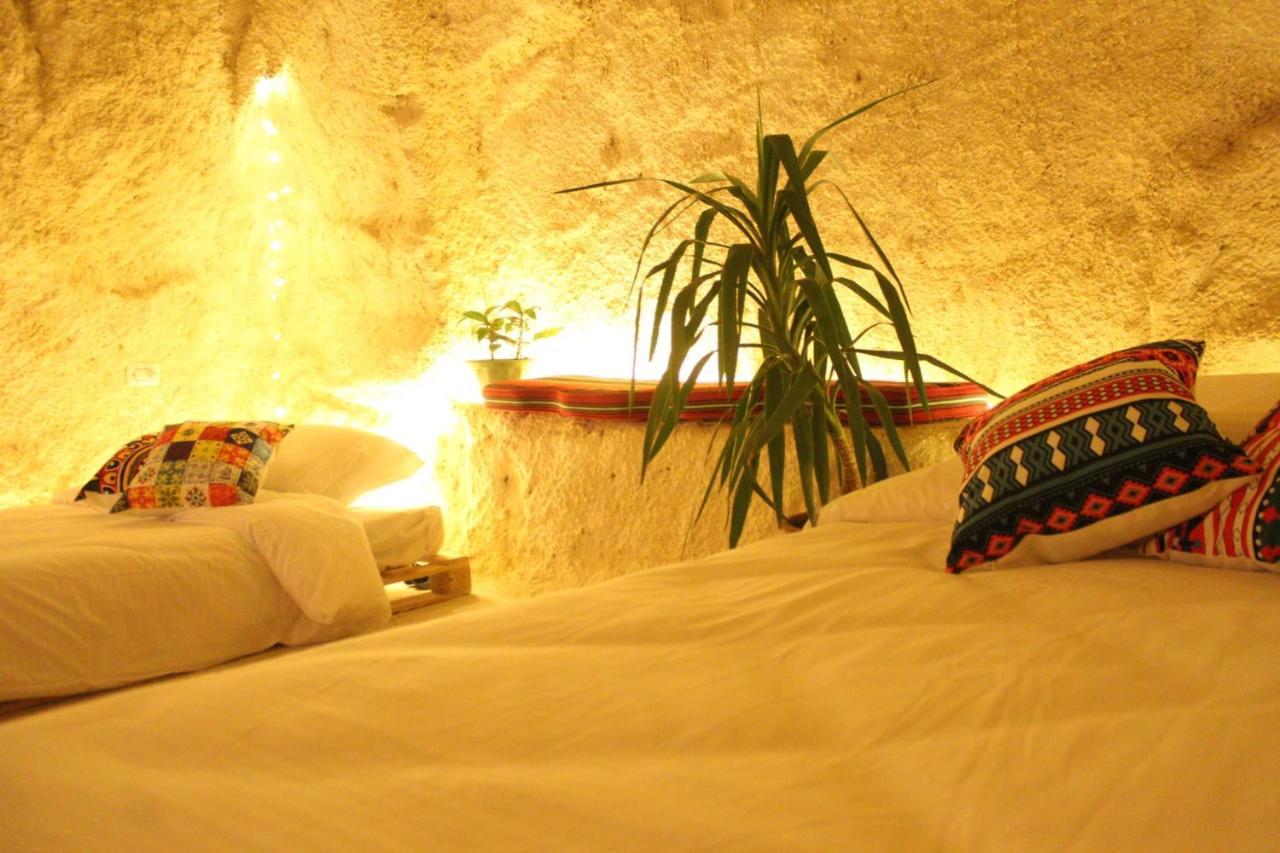 7 Caves Guest house