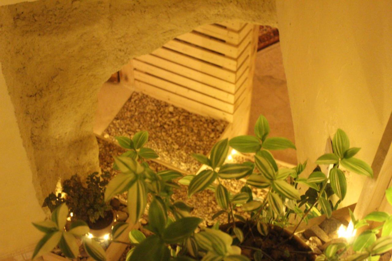 7 Caves Guest house