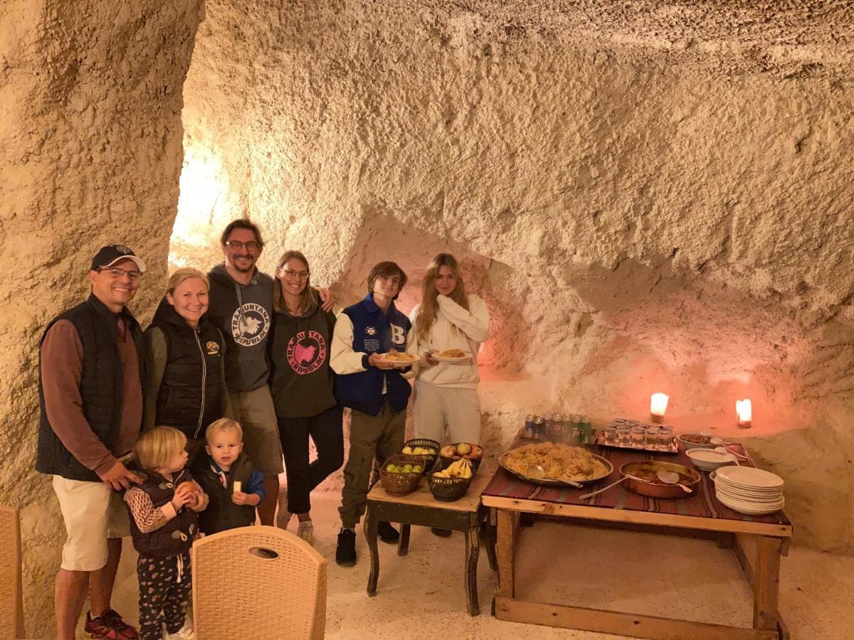 7 Caves Guest house *